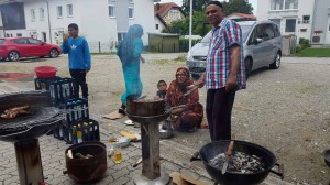 Flüchtlinge kochen auf-07-2016-19